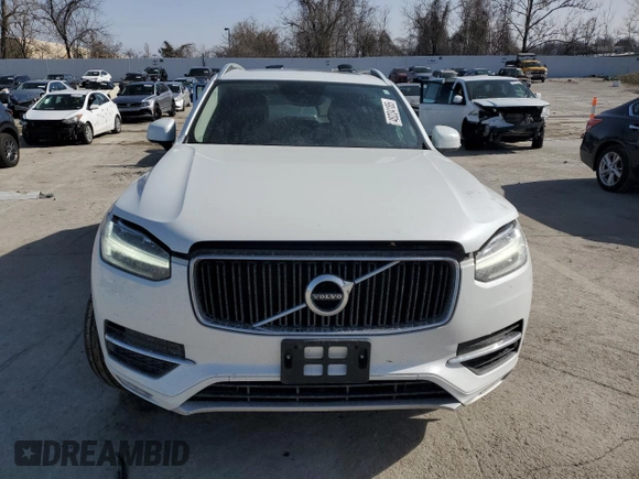 2019 Volvo XC90 Momentum with VIN YV4102PK1K1515896, listed as a Copart auction lot 48234185 with 51,311 mi miles and Salvage Title. Bid and sale history available at carsss.com. Image 5.