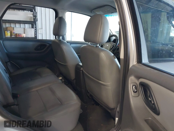 2006 Ford Escape XLT with VIN 1FMCU93126KC12711, listed as a IAAI auction lot 42659618 with 180,611 mi miles and . Bid and sale history available at DreamBid. Image 8.