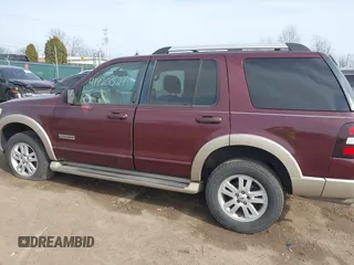 2006 Ford Explorer Eddie Bauer z VIN 1FMEU64886UB29470, wystawiony jako IAAI lot #41820521 z przebiegiem 241 002 mil mil oraz . Historia ofert i sprzedaży dostępna na DreamBid. Obrazek 14.
