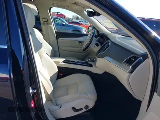 2017 Volvo XC90 Momentum with VIN YV4A22PK3H1116166, listed as a IAAI auction lot 41543940 with 104,879 mi miles. Bid and sale history available at carsss.com. Image 5.