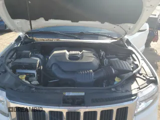 2011 Jeep Grand Cherokee Laredo with VIN 1J4RR4GG9BC586118, listed as a Copart auction lot 61743755 with 145,718 mi miles and Clean title. Bid and sale history available at DreamBid. Image 12.