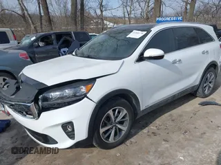 2019 Kia Sorento EX with VIN 5XYPHDA59KG464880, listed as a IAAI auction lot 41380730 with 93,817 mi miles and . Bid and sale history available at carsss.com. Image 17.