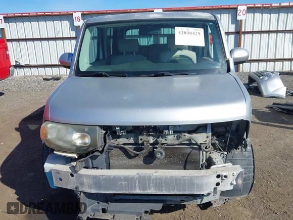 2011 Nissan Cube 1.8 SL with VIN JN8AZ2KR2BT205729, listed as a IAAI auction lot 42028429 with 98,694 mi miles. Bid and sale history available at carsss.com. Image 13.