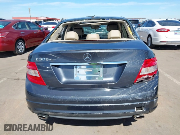 2011 Mercedes-Benz C 300 Sport с VIN WDDGF5EB3BA496547, выставлен на аукционе IAAI как лот 41631748 с пробегом 92 588 миль миль и . История ставок и продаж доступна на DreamBid. Изображение 17.