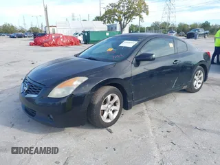 2009 Nissan Altima 2.5 S with VIN 1N4AL24E79C178762, listed as a IAAI auction lot 41695502 with 190,267 mi miles. Bid and sale history available at carsss.com. Image 2.