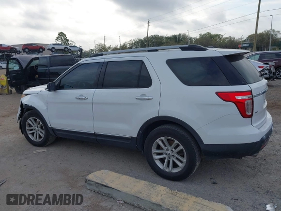 2015 Ford Explorer XLT with VIN 1FM5K7D84FGB07444, listed as a IAAI auction lot 41632589 with 196,889 mi miles and . Bid and sale history available at carsss.com. Image 14.
