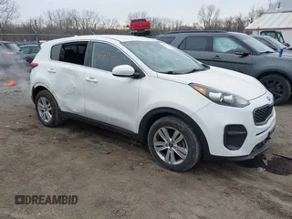 2018 Kia Sportage LX with VIN KNDPM3AC4J7315826, listed as a IAAI auction lot 41521362 with 130,628 mi miles. Bid and sale history available at carsss.com. Image 1.