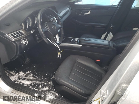 2014 Mercedes-Benz E 550 Sport with VIN WDDHF9BB6EA909551, listed as a Copart auction lot 43435305 with 129,450 mi miles and Clean Title. Bid and sale history available at DreamBid. Image 7.