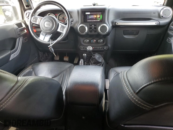2016 Jeep Wrangler Unlimited Rubicon with VIN 1C4BJWFG4GL252209, listed as a Copart auction lot 58525725 with 46,604 mi miles and Salvage title. Bid and sale history available at DreamBid. Image 8.