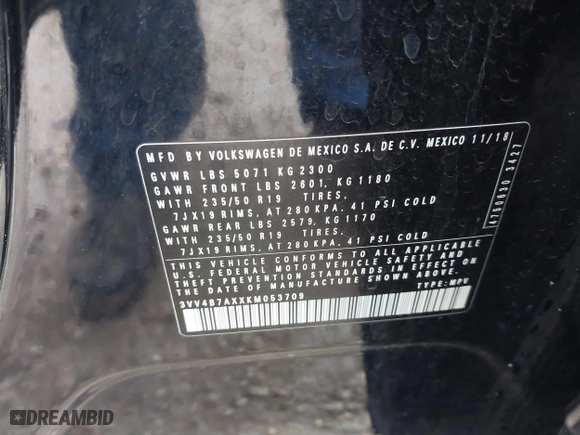 2019 Volkswagen Tiguan SEL Premium with VIN 3VV4B7AXXKM053709, listed as a IAAI auction lot 40840656 with 60,970 mi miles. Bid and sale history available at carsss.com. Image 9.