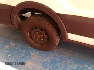2019 Ford Transit с VIN 1FTBW3XM1KKA29208, выставлен на аукционе IAAI как лот 42631265 с пробегом 215 367 миль миль и . История ставок и продаж доступна на DreamBid. Изображение 10.