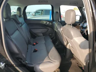 2017 FIAT 500L Trekking z VIN ZFBCFADH9HZ040007, wystawiony jako Copart lot #83492204 z przebiegiem 54 905 mil mil oraz Nie do naprawy • Non repairable. Historia ofert i sprzedaży dostępna na DreamBid. Obrazek 10.
