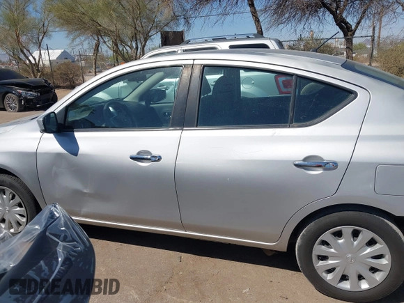 2018 Nissan Versa Sedan SV with VIN 3N1CN7AP8JK438703, listed as a IAAI auction lot 41901137 with 90,646 mi miles. Bid and sale history available at carsss.com. Image 15.