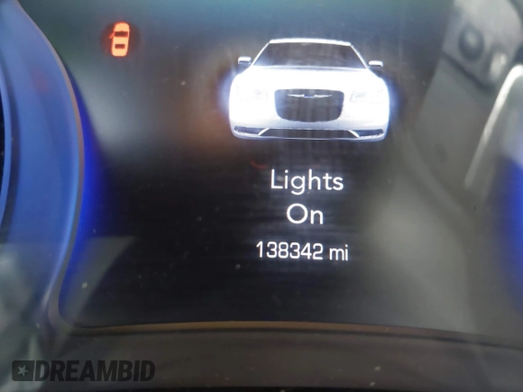 2015 Chrysler 300 with VIN 2C3CCAGG6FH842475, listed as a IAAI auction lot 40713366 with 138,342 mi miles. Bid and sale history available at carsss.com. Image 14.