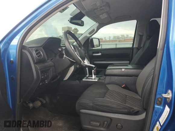 2018 Toyota Tundra 2WD SR5 with VIN 5TFEM5F13JX130449, listed as a Copart auction lot 44981965 with 114,881 mi miles and Salvage Title. Bid and sale history available at carsss.com. Image 7.