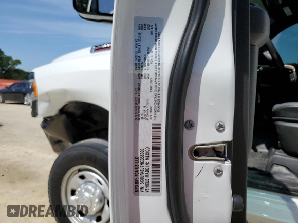 2022 Ram 2500 Tradesman with VIN 3C6UR4CJ7NG356300, listed as a Copart auction lot 57221305 with 33,230 mi miles and Salvage title. Bid and sale history available at DreamBid. Image 12.