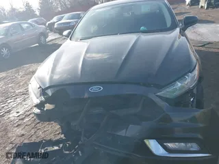 2018 Ford Fusion Hybrid SE with VIN 3FA6P0LUXJR131707, listed as a IAAI auction lot 41490634 with 129,500 mi miles. Bid and sale history available at carsss.com. Image 12.