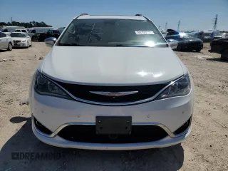 2017 Chrysler Pacifica Limited with VIN 2C4RC1GG0HR644056, listed as a Copart auction lot 52430525 with 119,956 mi miles and Salvage Title. Bid and sale history available at DreamBid. Image 5.