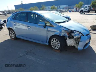 2014 Toyota Prius с VIN JTDKN3DP1E3054710, выставлен на аукционе IAAI как лот 41421809 с пробегом 113 607 миль миль и . История ставок и продаж доступна на DreamBid. Изображение 1.