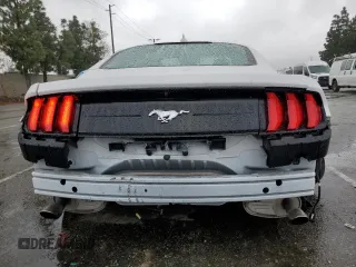 2021 Ford Mustang EcoBoost z VIN 1FA6P8TH5M5126729, wystawiony jako Copart lot #65464594 z przebiegiem 25 590 mil mil oraz Szkoda całkowita • Salvage title. Historia ofert i sprzedaży dostępna na DreamBid. Obrazek 6.