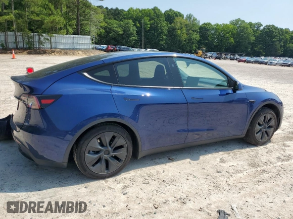 2024 Tesla Model Y Long Range with VIN 7SAYGAEE6RF202481, listed as a Copart auction lot 59208165 with 15,346 mi miles and Salvage title. Bid and sale history available at DreamBid. Image 3.