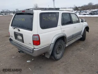 1997 Toyota 4Runner Limited with VIN JT3GN87R8V0031320, listed as a IAAI auction lot 41290049 with 155,500 mi miles. Bid and sale history available at carsss.com. Image 4.