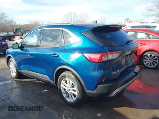 2020 Ford Escape SE with VIN 1FMCU9G60LUB37190, listed as a IAAI auction lot 41641727 with 24,845 mi miles. Bid and sale history available at carsss.com. Image 3.
