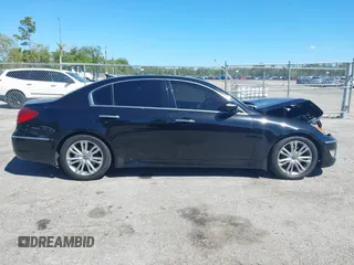 2013 Hyundai Genesis 3.8L with VIN KMHGC4DD7DU256396, listed as a IAAI auction lot 41839540 with 90,105 mi miles. Bid and sale history available at carsss.com. Image 14.