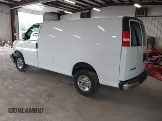 2022 Chevrolet Express Cargo with VIN 1GCWGAFP4N1155524, listed as a IAAI auction lot 42389470 with 33,655 mi miles and . Bid and sale history available at DreamBid. Image 3.