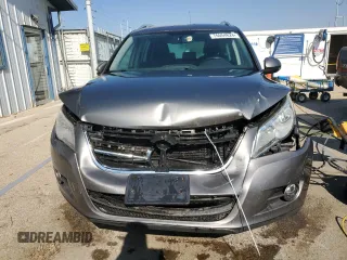 2010 Volkswagen Tiguan SEL with VIN WVGBV7AX2AW528700, listed as a Copart auction lot 76554624 with 134,566 mi miles and Salvage Title. Bid and sale history available at DreamBid. Image 5.