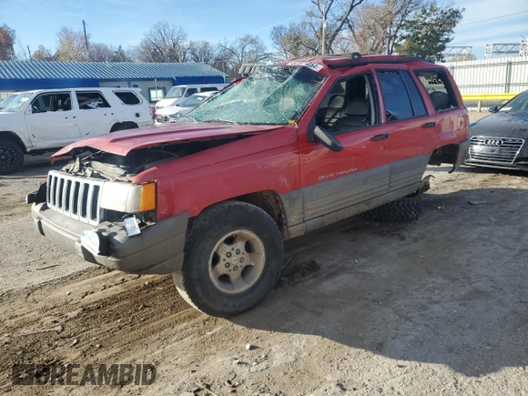 1998 Jeep Grand Cherokee Laredo with VIN 1J4GZ58S7WC105854, listed as a Copart auction lot 82321254 with 178,072 mi miles and Salvage Title. Bid and sale history available at carsss.com. Image 1.