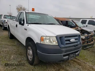 2008 Ford F-150 XL with VIN 1FTRF14WX8KE32914, listed as a Copart auction lot 83001354 with 162,464 mi miles and Clean Title. Bid and sale history available at carsss.com. Image 4.