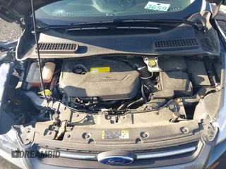 2016 Ford Escape SE with VIN 1FMCU9GX1GUB67636, listed as a IAAI auction lot 41929725 with 68,297 mi miles. Bid and sale history available at carsss.com. Image 10.