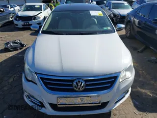 2011 Volkswagen CC Lux Plus with VIN WVWHN7AN8BE705786, listed as a IAAI auction lot 41727591 with Not Provided miles. Bid and sale history available at carsss.com. Image 11.