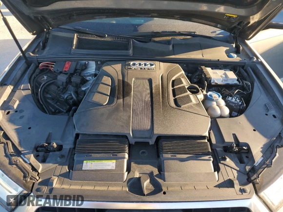 2017 Audi Q7 Premium Plus with VIN WA1LAAF75HD015080, listed as a Copart auction lot 49400355 with 148,173 mi miles and Clean title. Bid and sale history available at DreamBid. Image 12.