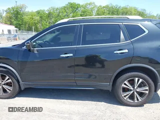 2019 Nissan Rogue SV with VIN JN8AT2MV8KW379699, listed as a IAAI auction lot 42132661 with 1 mi miles. Bid and sale history available at carsss.com. Image 13.