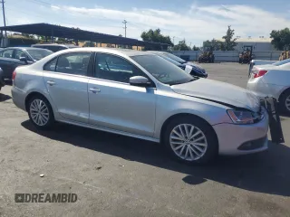2012 Volkswagen Jetta SEL with VIN 3VWLP7AJ6CM324271, listed as a Copart auction lot 59986855 with 129,002 mi miles and Salvage title. Bid and sale history available at DreamBid. Image 4.