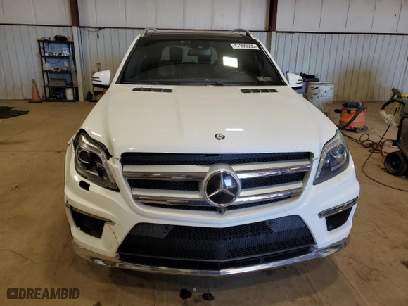 2015 Mercedes-Benz GL-Class GL 550 with VIN 4JGDF7DE4FA595092, listed as a Copart auction lot 47590595 with 91,506 mi miles and Salvage Title. Bid and sale history available at carsss.com. Image 5.