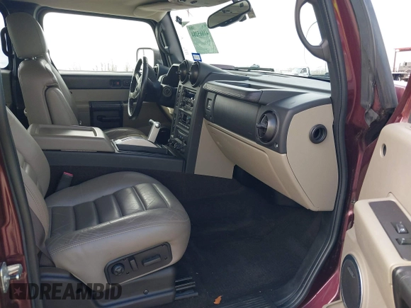 2006 Hummer H2 with VIN 5GRGN22U66H104237, listed as a IAAI auction lot 41665284 with 61,984 mi miles. Bid and sale history available at carsss.com. Image 5.