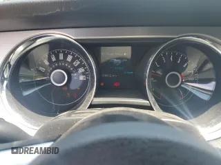2014 Ford Mustang V6 with VIN 1ZVBP8EM6E5292579, listed as a Copart auction lot 61896995 with 129,872 mi miles and Salvage title. Bid and sale history available at DreamBid. Image 9.
