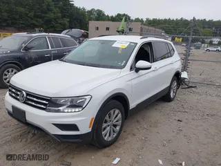 2019 Volkswagen Tiguan SE with VIN 3VV2B7AX5KM049686, listed as a IAAI auction lot 40280519 with 46,114 mi miles. Bid and sale history available at carsss.com. Image 2.