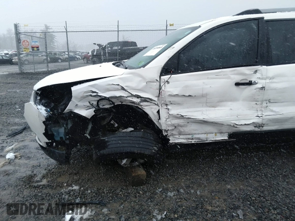 2014 GMC Acadia SLE with VIN 1GKKRPKD5EJ274145, listed as a IAAI auction lot 36094865 with 174,393 mi miles. Bid and sale history available at carsss.com. Image 6.