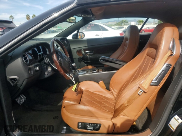 2008 Bentley Continental GT z VIN SCBDR33W18C051660, wystawiony jako Copart lot #75186713 z przebiegiem 61 344 mil mil oraz . Historia ofert i sprzedaży dostępna na DreamBid. Obrazek 7.