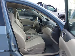 2008 Subaru Impreza i с VIN JF1GH61608G819192, выставлен на аукционе IAAI как лот 42294863 с пробегом 163 105 миль миль и . История ставок и продаж доступна на DreamBid. Изображение 5.