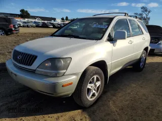 1999 Lexus RX 300 Luxury SUV with VIN JT6HF10U6X0083087, listed as a Copart auction lot 88370175 with 261,340 mi miles and Clean Title. Bid and sale history available at carsss.com. Image 1.