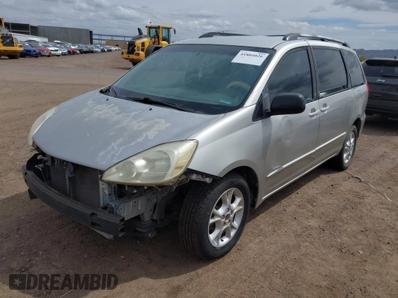 2005 Toyota Sienna LE with VIN 5TDBA23C95S052383, listed as a IAAI auction lot 41804026 with 203,429 mi miles. Bid and sale history available at carsss.com. Image 2.