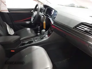 2020 Volkswagen Jetta SEL z VIN 3VWE57BU0LM087350, wystawiony jako IAAI lot #41581637 z przebiegiem 60 528 mil mil oraz . Historia ofert i sprzedaży dostępna na DreamBid. Obrazek 5.