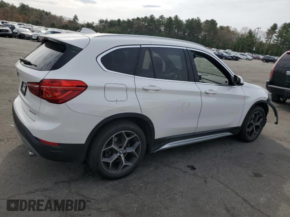 2019 BMW X1 xDrive28i z VIN WBXHT3C56K5L89903, wystawiony jako Copart lot #53606545 z przebiegiem 46 978 mil mil oraz Szkoda całkowita • Salvage title. Historia ofert i sprzedaży dostępna na DreamBid. Obrazek 3.