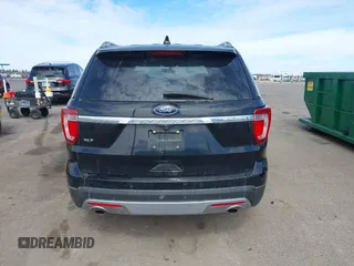 2017 Ford Explorer XLT z VIN 1FM5K7D88HGD91079, wystawiony jako IAAI lot #41843487 z przebiegiem 29 845 mil mil oraz . Historia ofert i sprzedaży dostępna na DreamBid. Obrazek 16.