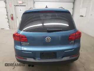 2017 Volkswagen Tiguan S with VIN WVGBV7AX8HW501835, listed as a Copart auction lot 58415625 with 117,017 mi miles and Clean title. Bid and sale history available at DreamBid. Image 6.